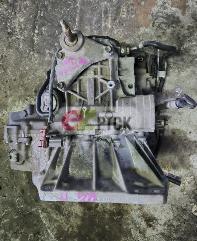 ENGINE PARTS NISSAN BLUE BIRD KG11
